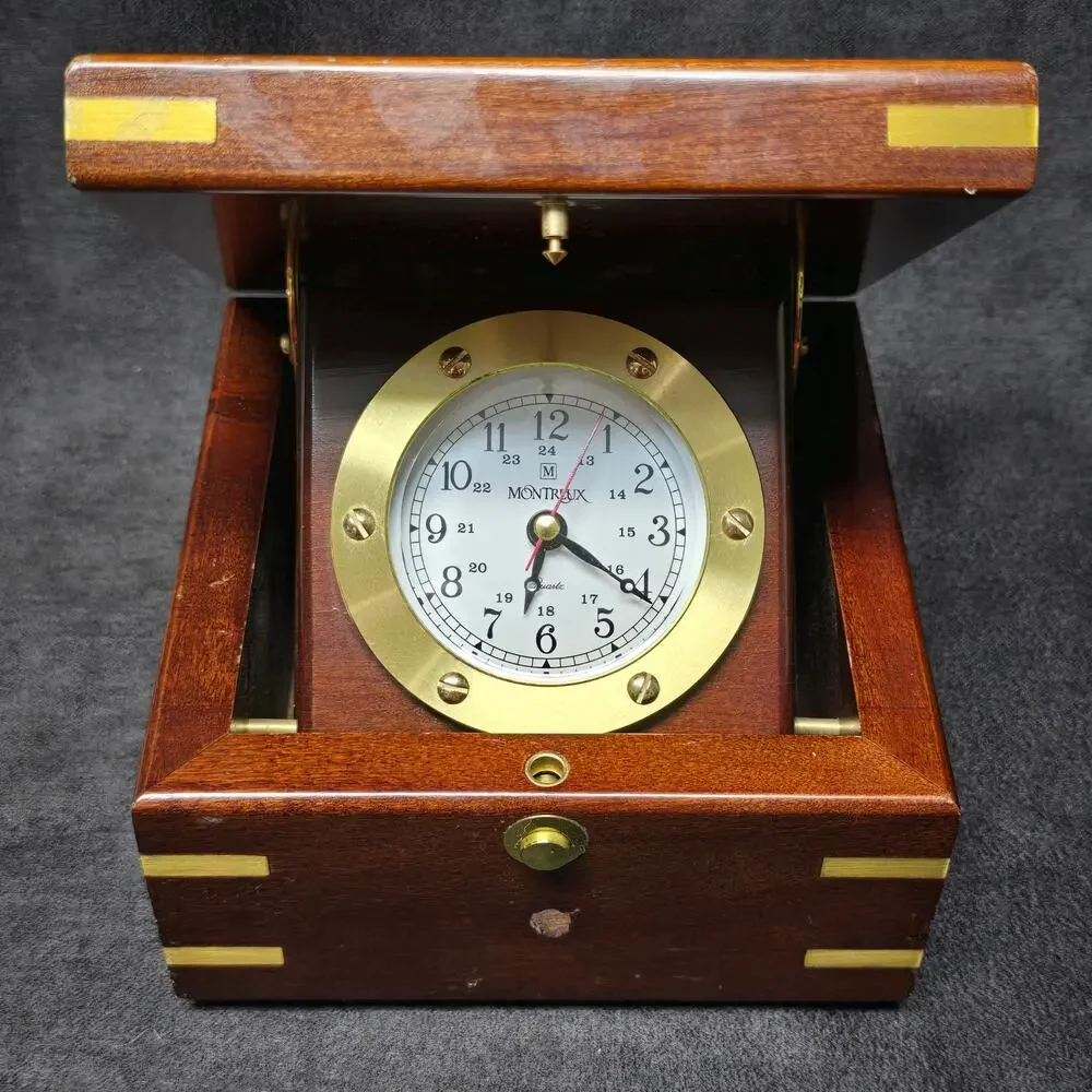 Montreux Quartz Clock In Dark Wooden Box CL137N2